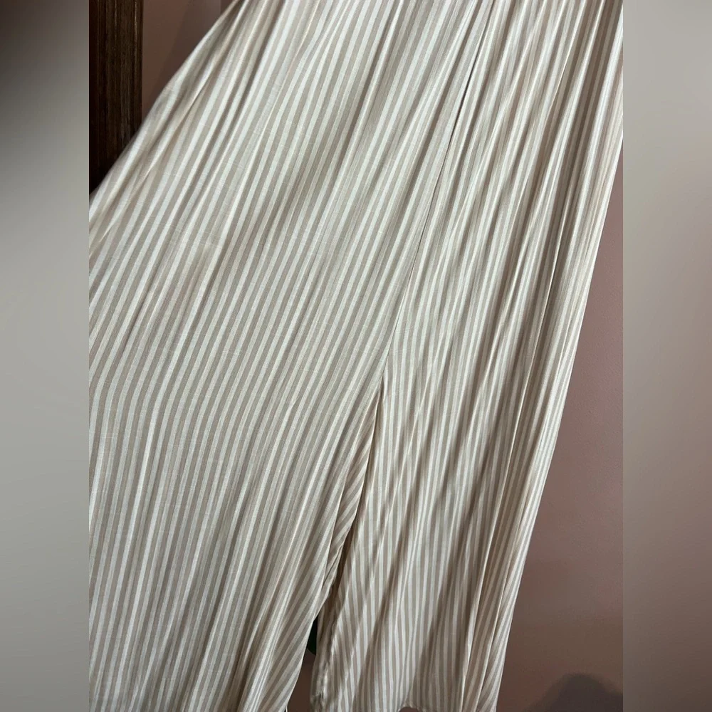 Torrid Beige Striped Jumpsuit NWT - Picture 7 of 9